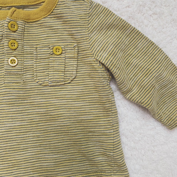 Old Navy Shirt - Picture 2 of 2